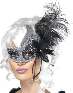 Dark Angel - Svart och Silverfärgad Ögonmask med Fjäder