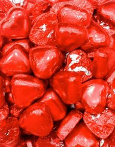 130 stk  Hjärtchoklad med Vit Hasselnöt-Kräm - Stor Påse 1 kg